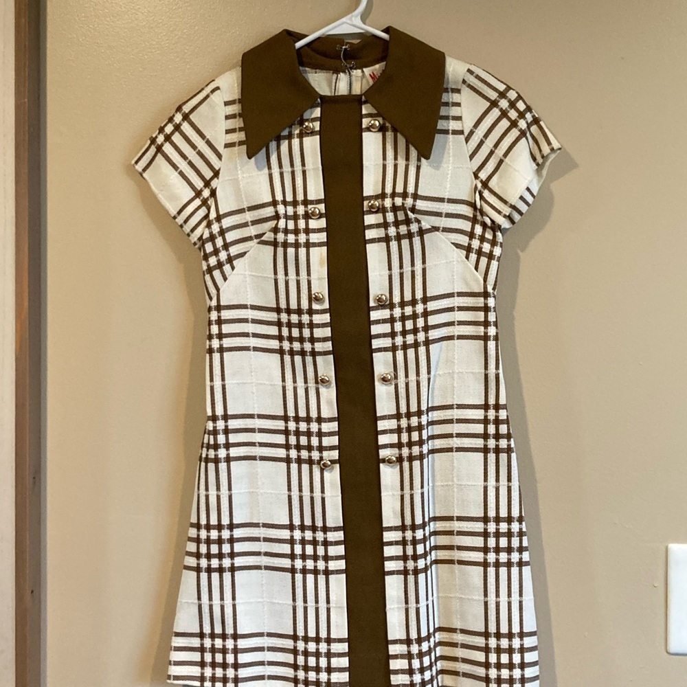 60’s Brown Plaid Polyester dress with Gold Accent